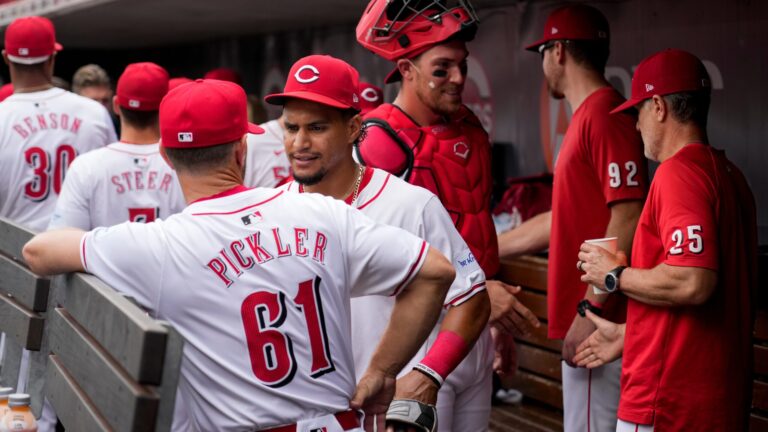 Cincinnati Reds: Filling a Glaring Hole at First Base