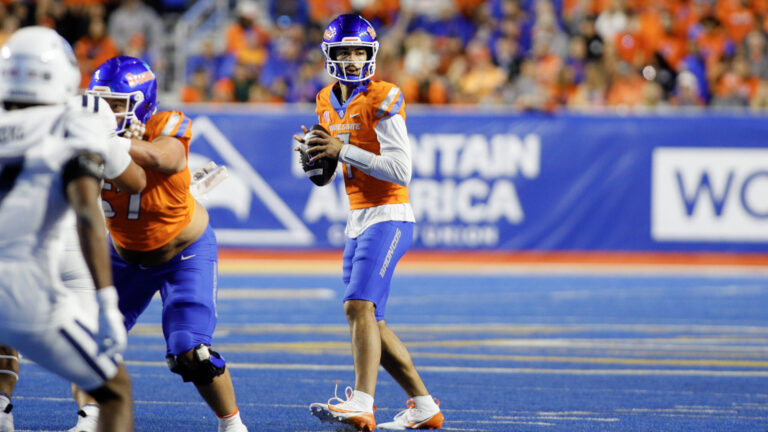 4) QB Malachi Nelson, Boise State