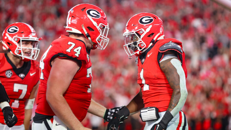 2 Seed: Georgia Bulldogs (11-2)