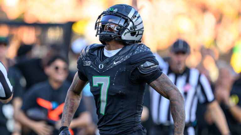 1 Seed: Oregon Ducks (13-0)