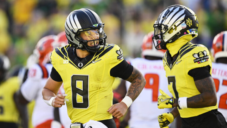 1 Seed: Oregon Ducks (12-0)