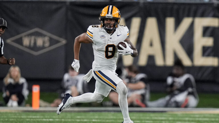 1) WR Mikey Matthews, California