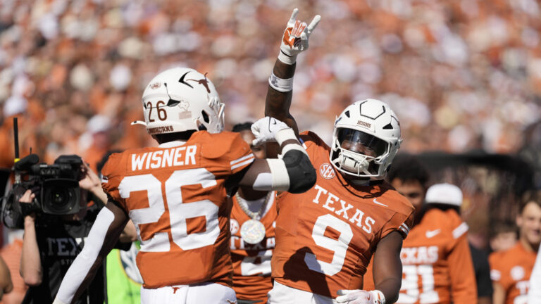 3 Seed: Texas Longhorns (11-2)