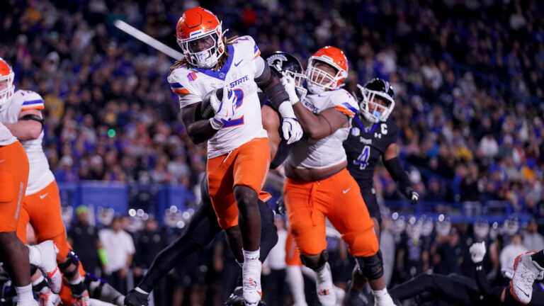 22) Boise State Broncos (11-1)