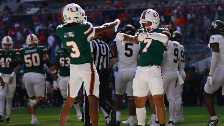 Miami Hurricanes | Trend: -1