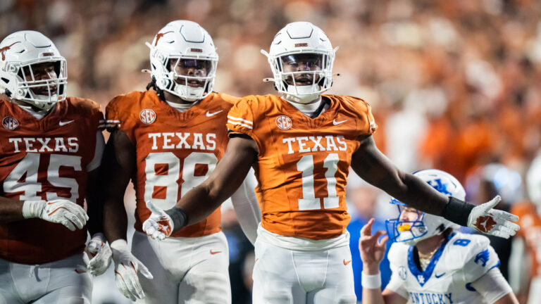 2 Seed: Texas Longhorns (SEC Champ)