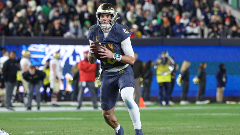 5) Notre Dame Fighting Irish (11-1)