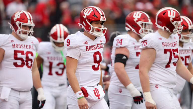 #10 Indiana Hoosiers (11-1)