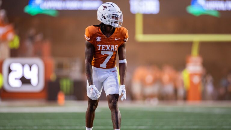 Quarterfinal Matchup: No. 9 Tennessee vs. No. 1 Texas