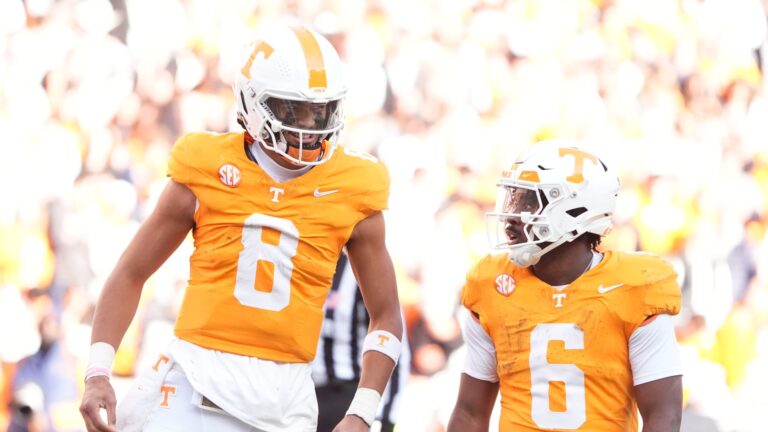 15) Tennessee Volunteers