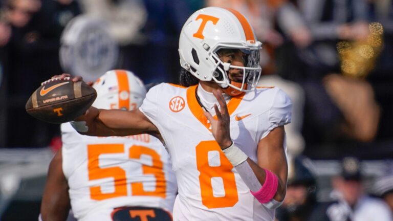 Tennessee Volunteers | Trend: +1