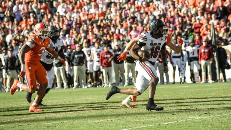 South Carolina Gamecocks | Trend: +3
