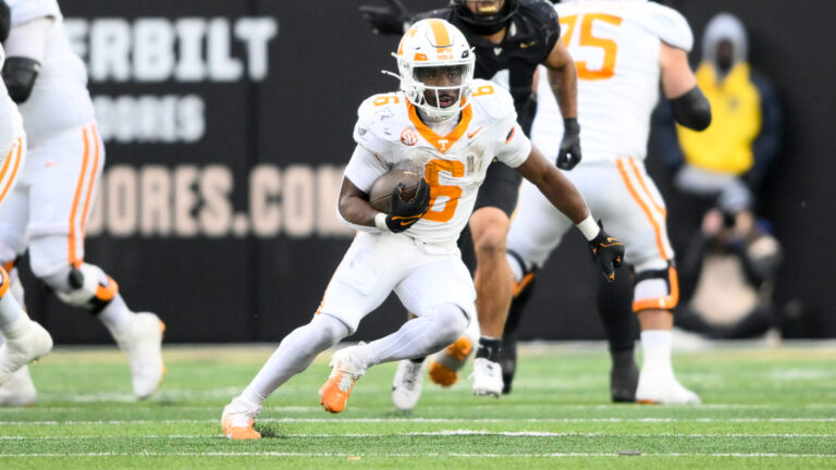 9. Ohio State Buckeyes at 8. Tennessee Volunteers