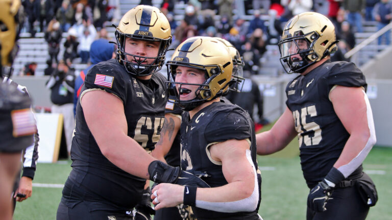 23) Army Black Knights (10-1)