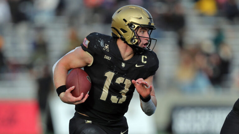 24) Army Black Knights (10-1)