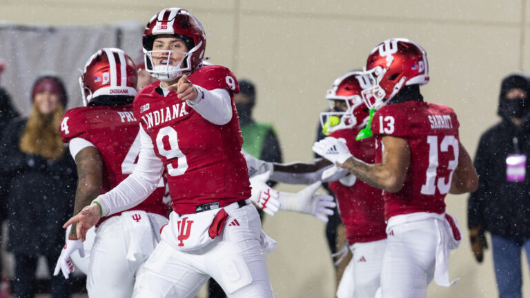 8) Indiana Hoosiers (11-1)