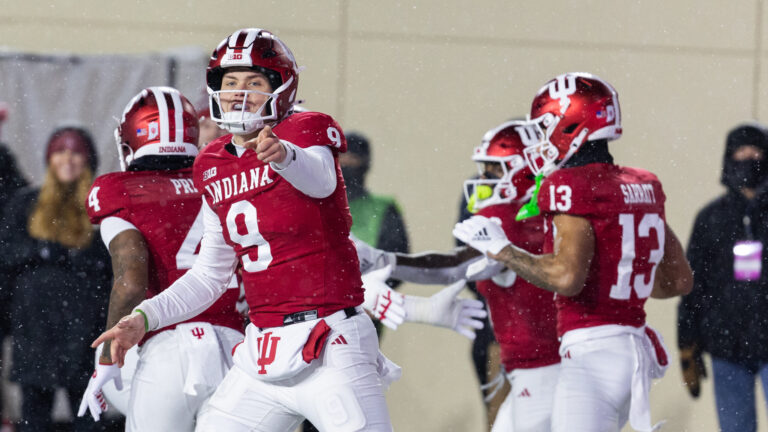 10 Seed: Indiana Hoosiers (11-1)