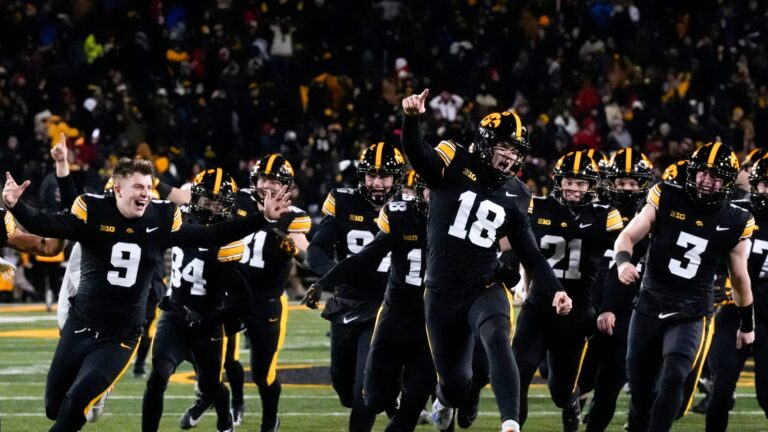 #34 - Iowa Hawkeyes