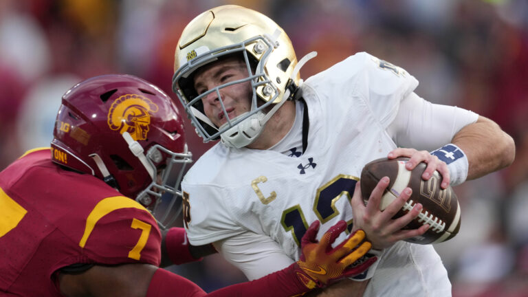 Let Riley Leonard Do His Thing