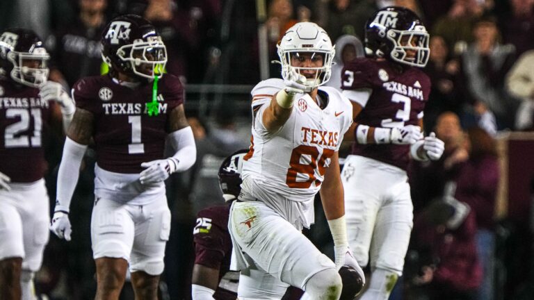 Sugar Bowl: 7-seed (No. 5) Georgia vs. 2-seed (No. 2) Texas