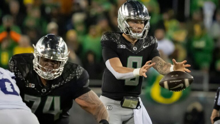 College Football Quarterfinal - Rose Bowl: Oregon Ducks vs. 8/9 Winner - January 1
