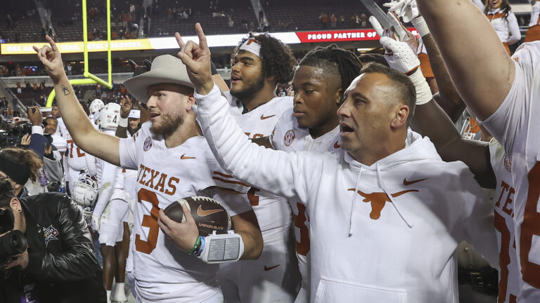 6. Peach Bowl