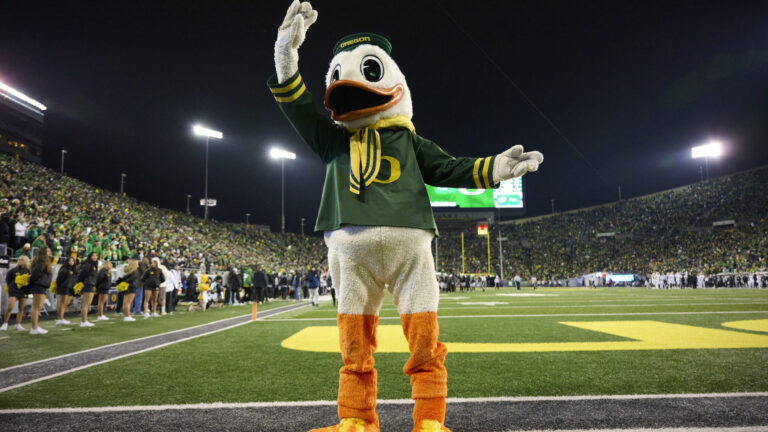 2025 National Championship Game: No. 1 Oregon vs. No. 2 Texas