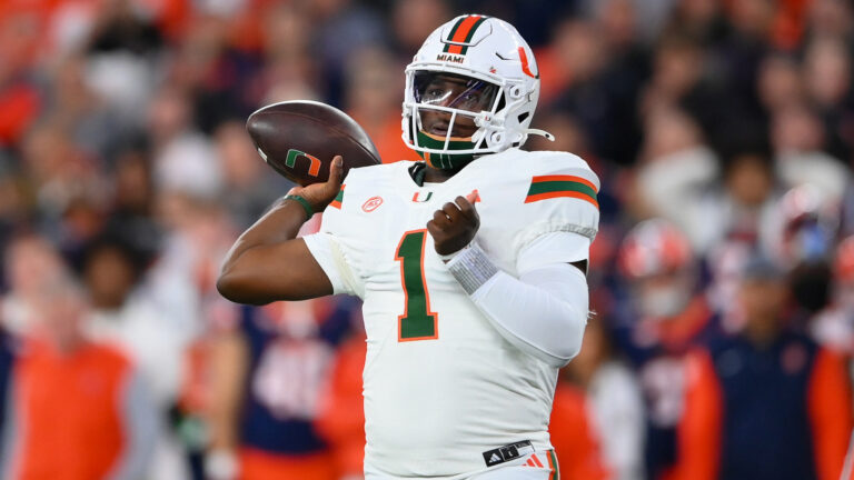4) Miami Hurricanes (10-2)