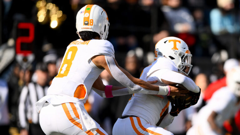 Tennessee's 5 Keys to Upsetting Ohio State in the CFP
