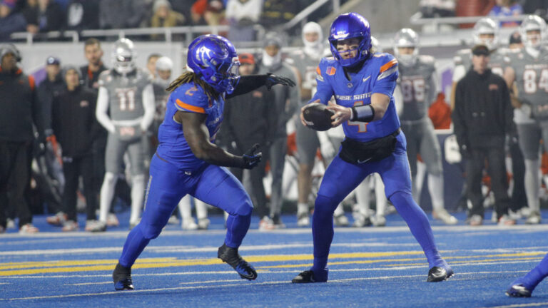 Boise State Broncos | Trend: +2