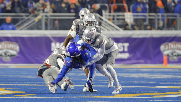 2) CB Tony Grimes, UNLV