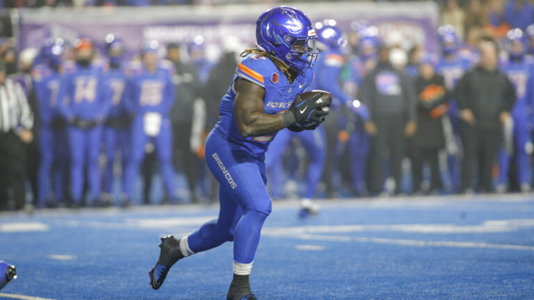 Boise State Broncos | Trend: +2