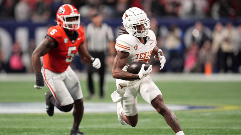 5 Seed: Texas Longhorns (11-2)