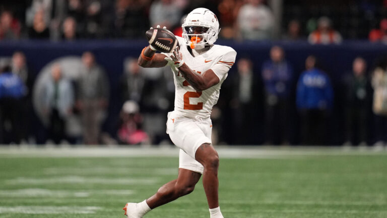 3 Seed: Texas Longhorns (11-2)