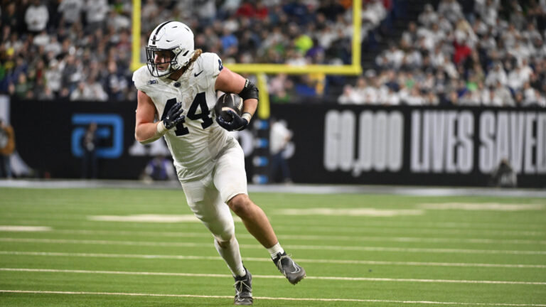 Penn State Nittany Lions | Trend: -1