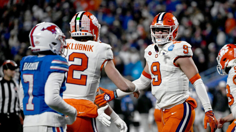 Clemson Tigers | Trend: +5