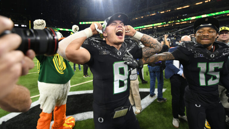 No. 1 Oregon vs No. 5 Texas