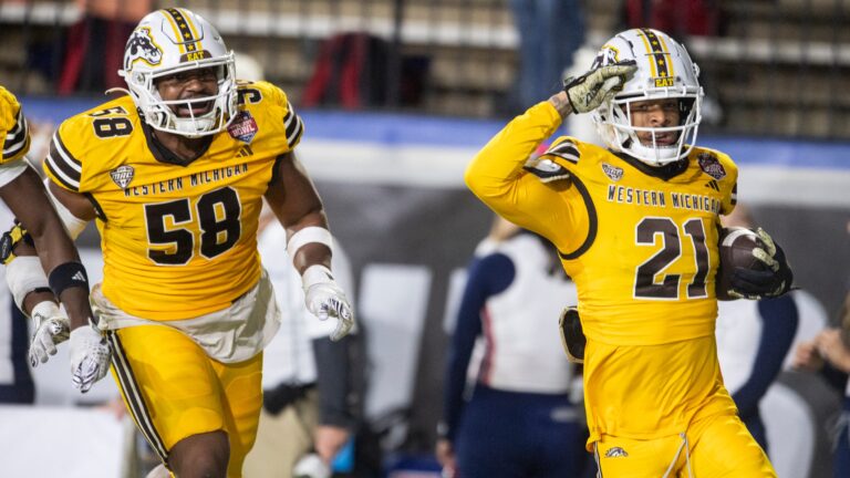 70. Western Michigan Broncos