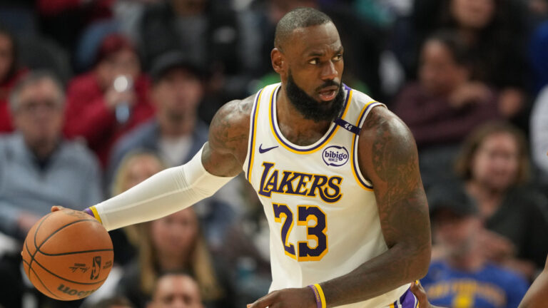 13. Los Angeles Lakers