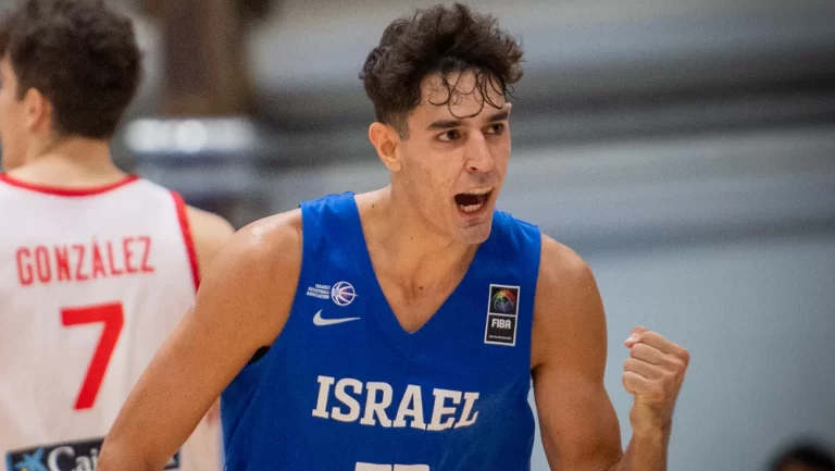 16. San Antonio Spurs (via Atlanta): Ben Saraf, G, Israel
