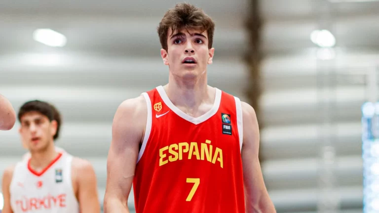 21. Brooklyn Nets (via Milwaukee): Hugo Gonzalez, F, Spain