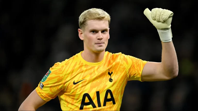 1. Antonin Kinsky - Tottenham Hotspur