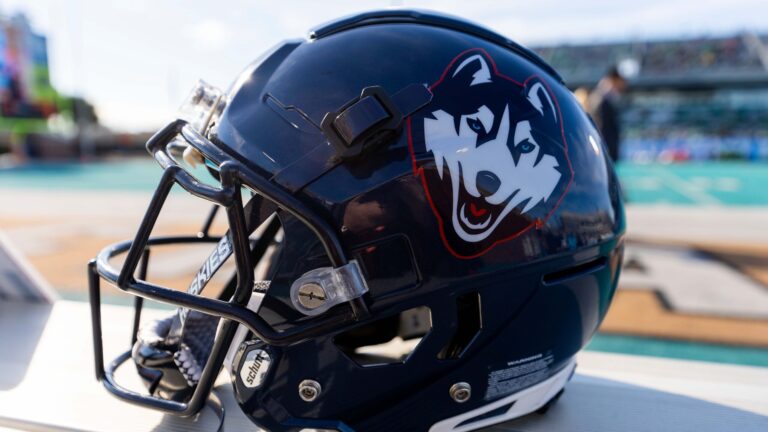 10) TE Nick Harris, UConn