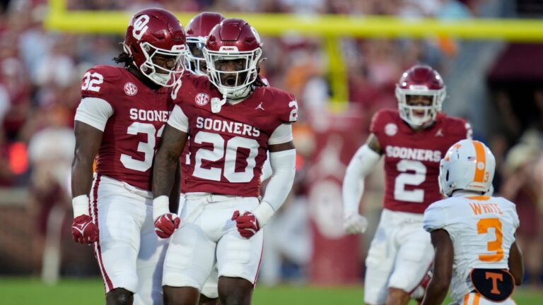 10) LB Lewis Carter, Oklahoma