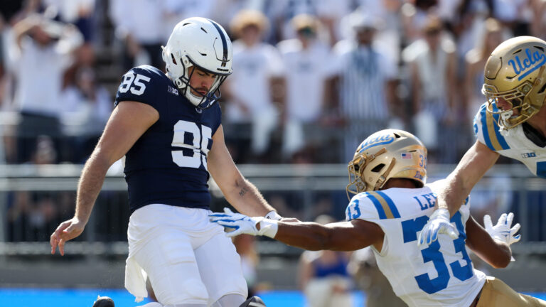 Riley Thompson, Punter