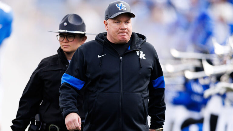 10. Mark Stoops, Kentucky Wildcats
