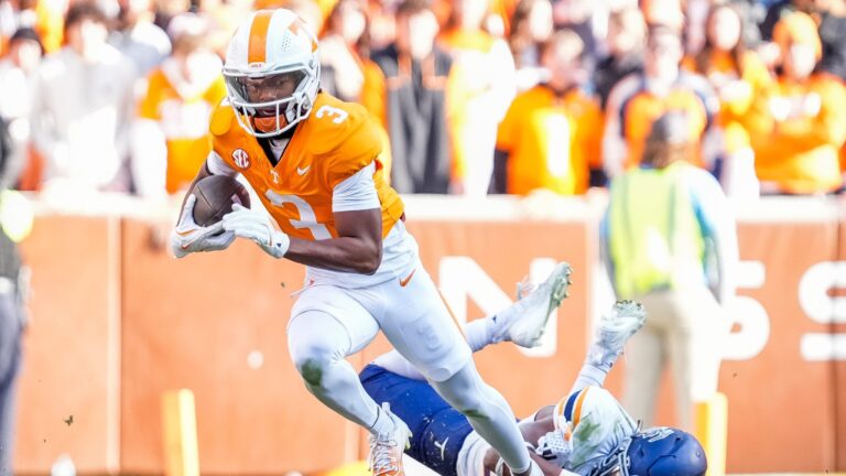 2) WR Squirrel White, Tennessee