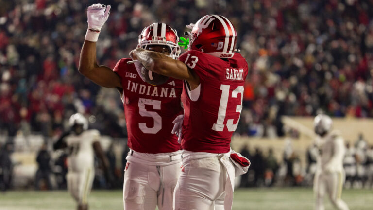 17) Indiana Hoosiers