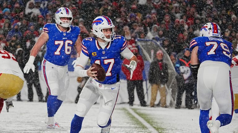 Buffalo Bills (13-3) | 1st Place AFC East