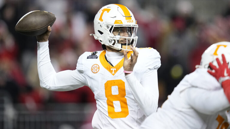13) Tennessee Volunteers